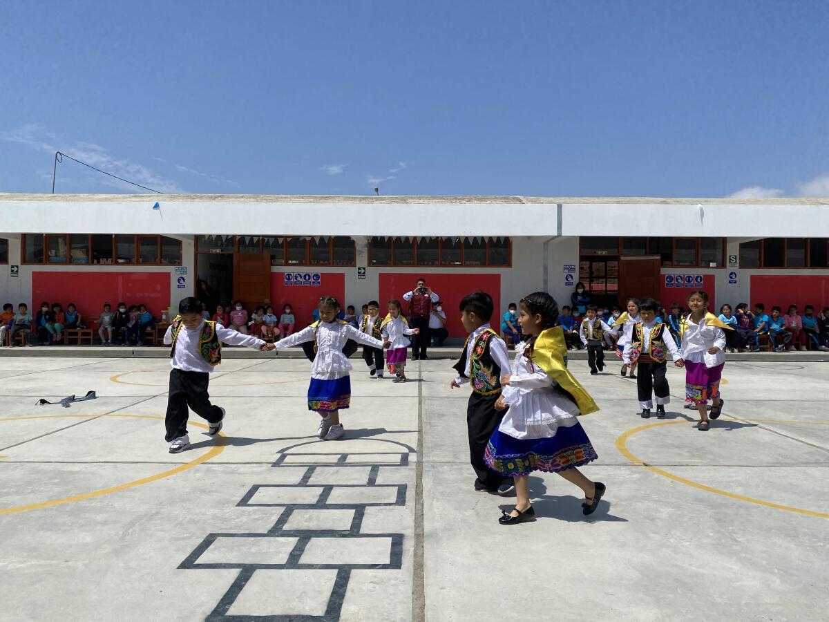Project participants performing a traditional Peruvian dance in Chimbote in 2022